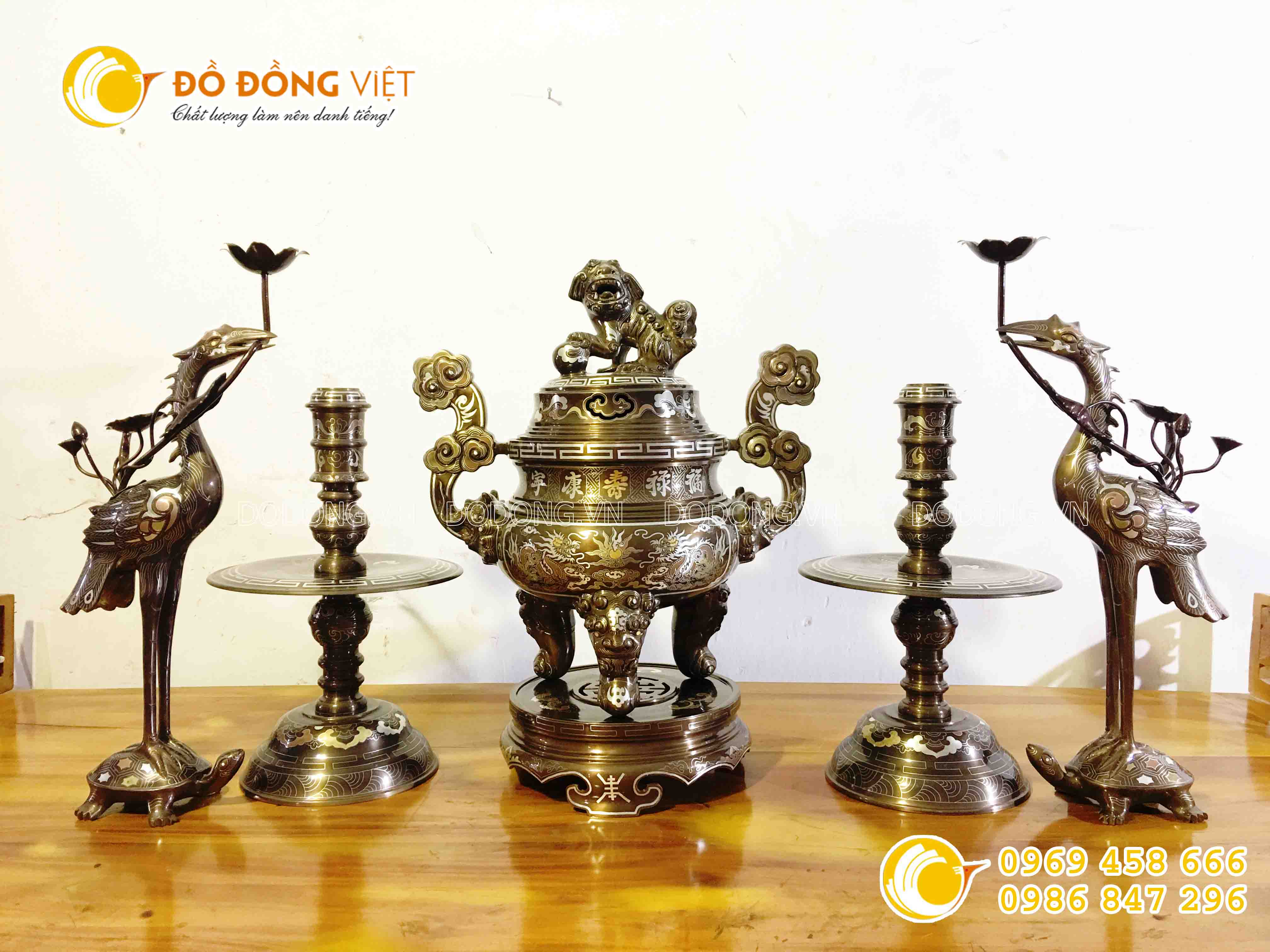 Bộ đỉnh ngũ sự khảm ngũ sắc