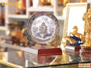 Đĩa đồng Hồ Gươm mạ bạc làm quà tặng đối tác nước ngoài