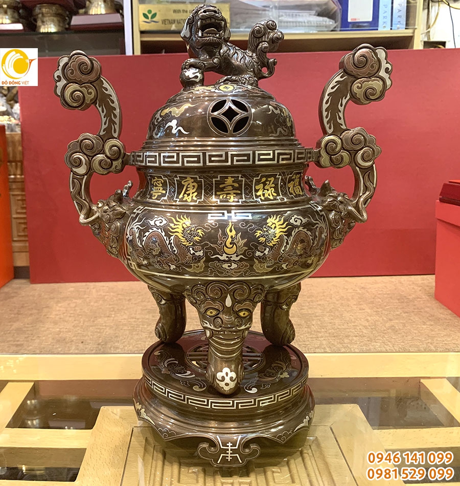 Quả đỉnh đồng khảm 5 chữ vàng 999,9 cao 40 cm dùng cho bàn thờ gia đình