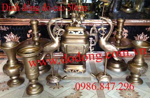 Bộ đỉnh đồng đỏ vuông đúc nguyên khối – Đỉnh đồng thờ cúng
