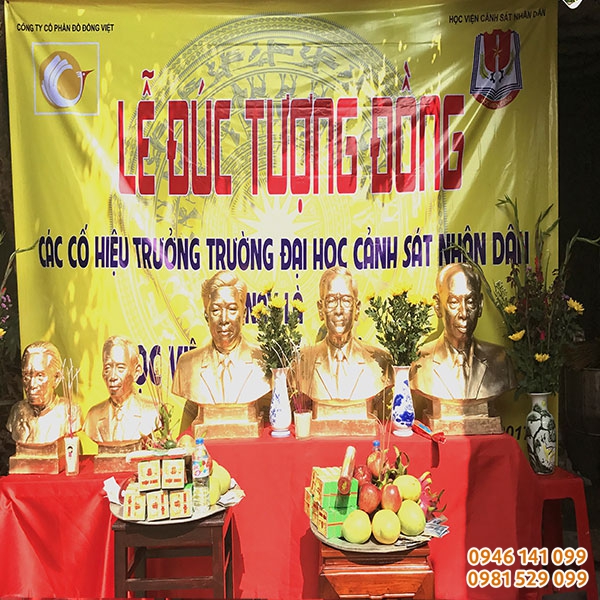 Đúc tượng các cố hiệu trưởng Đại học cảnh sát nhân dân