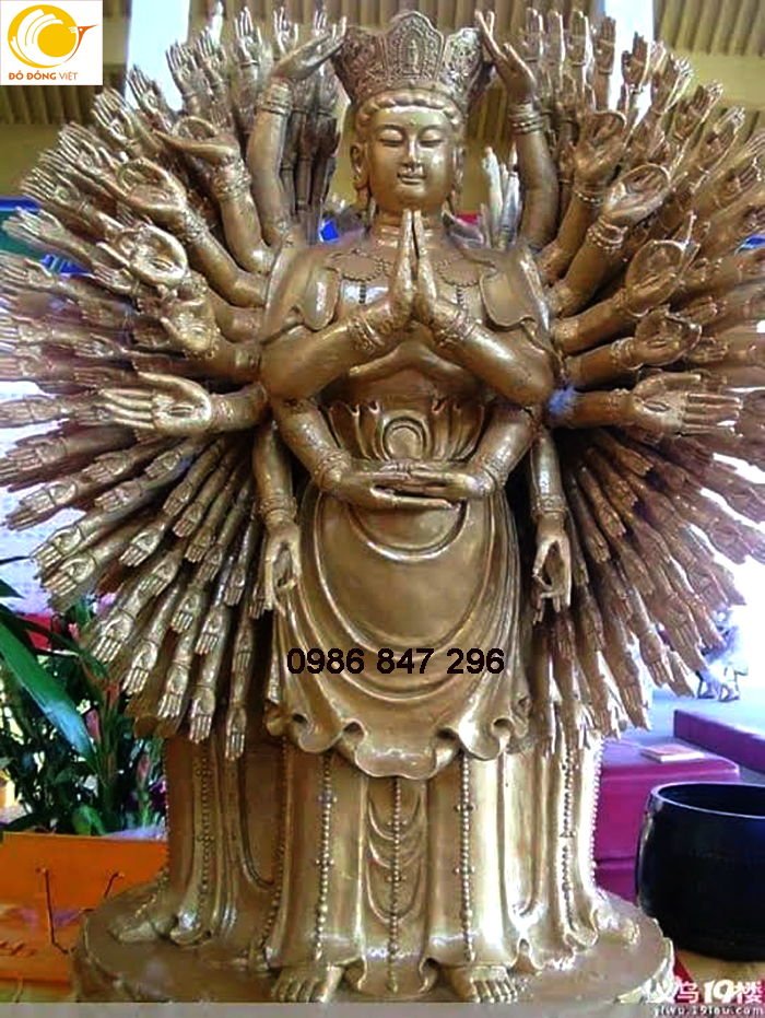 Tương phật trăm tay nghìn mắt
