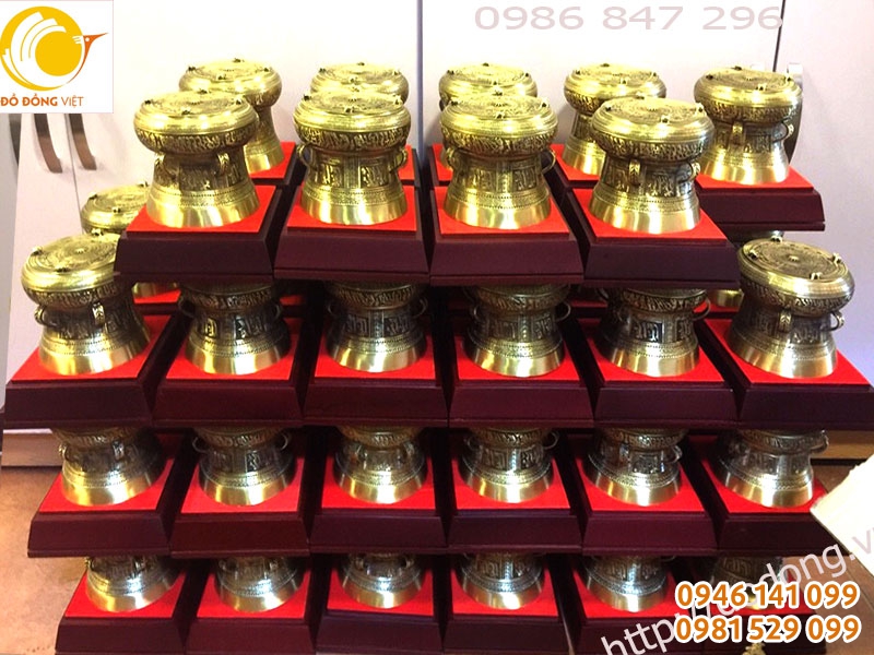 quà tặng trống đồng đúc