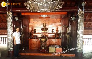 Phòng thờ Quốc tổ hùng vương, trang trí bàn thờ Vua hùng