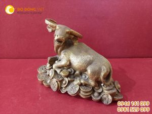 Tượng con trâu bằng đồng