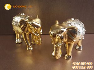 Tượng con voi bằng đồng mạ vàng 24k