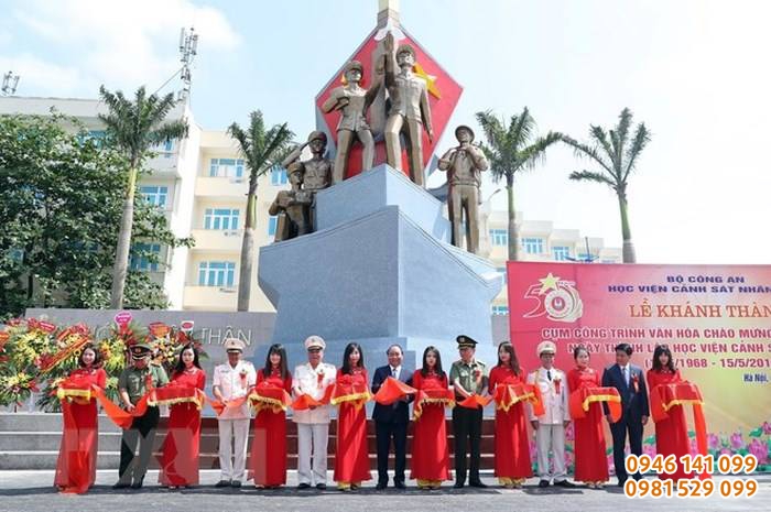 Khánh thành tượng các thế hệ chiến sỹ HVCSND chào mừng 50 năm