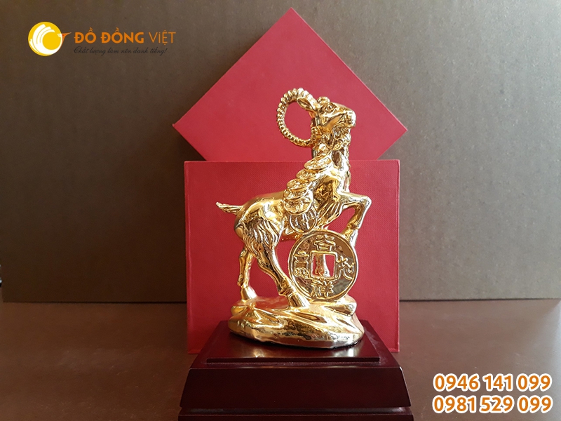Tượng dê phong thủy mạ vàng, giá bán tượng dê phong thủy