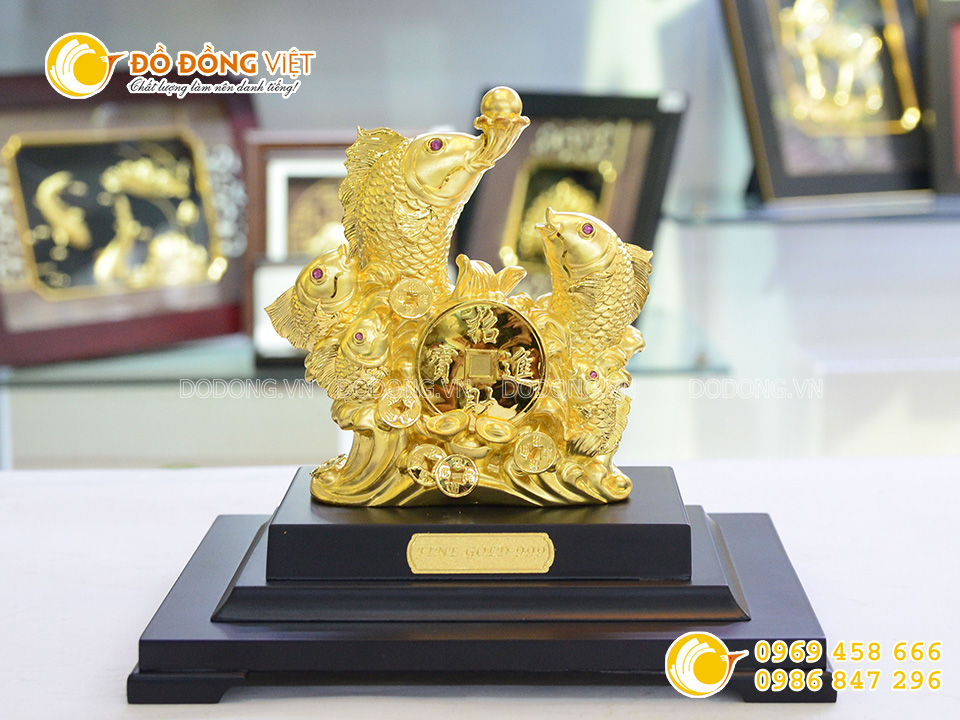 Tượng cá chép vượt vũ môn vàng 24k