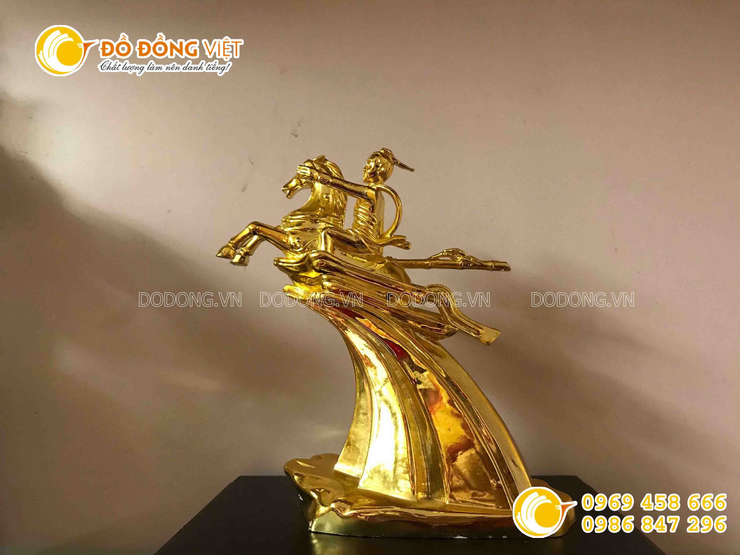 Tượng thánh gióng, tượng đồng thánh gióng mạ vàng