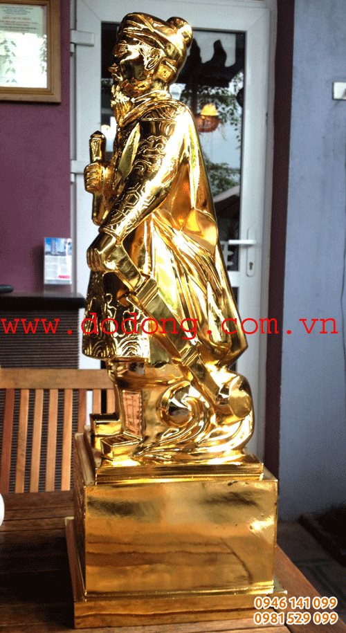 Tượng mạ vàng là món àu biếu sang trong nhất hiện nay