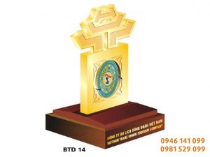 Biển chức danh để bàn bằng đồng 2 mặt