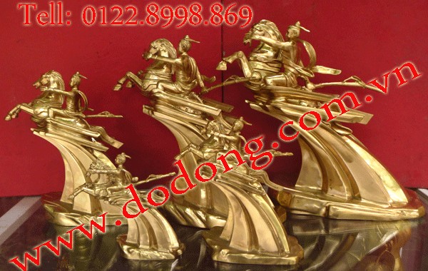 Tượng thánh gióng cưỡi ngựa quà tặng năm ngựa