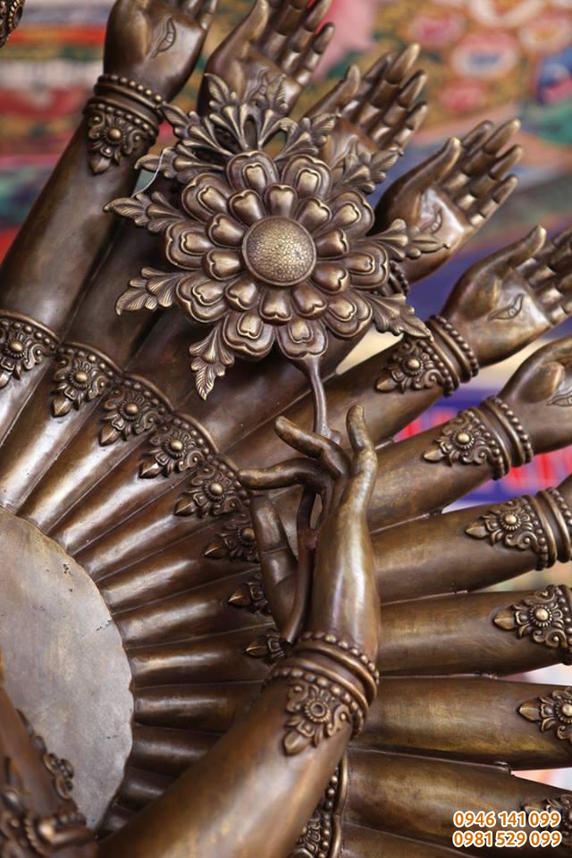 tượng đồng thiên thủ thiên nhãn