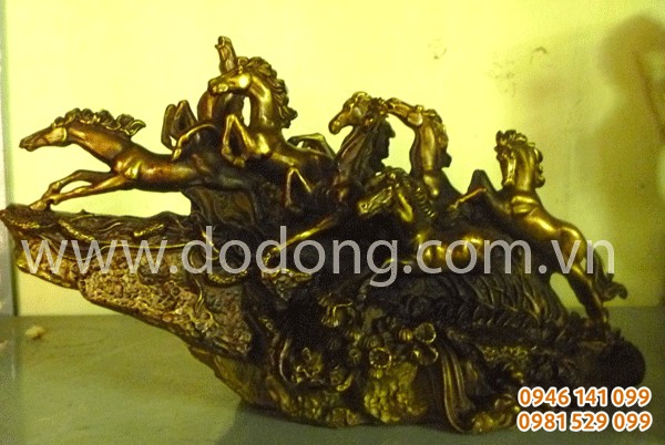 Tượng bát mã - 8 con ngựa phi bằng đồng