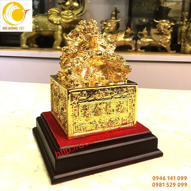 đúc ấn đồng mạ vàng 24k cao 18cm để bàn làm việc