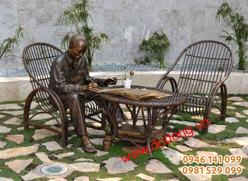 Tượng đài Bác hồ đẹp