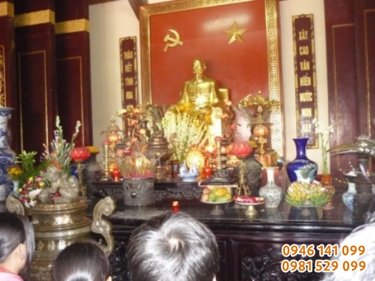 Phòng thờ Bác hồ được mạ vàng, dát vàng cao cấp