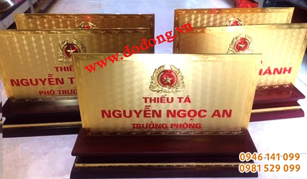 sản xuất biển tên quân đội mạ vàng 24k