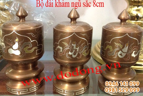 đài thờ ngũ sắc