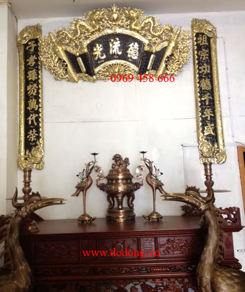 Bộ ngũ sự bày bàn thờ gia tiên 81x197cm đẹp, đồng khảm cao cấp