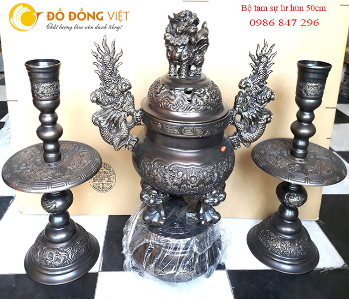 Bộ tam sự đỉnh và 2 chân nến cao 50cm dùng bàn thờ 1,5 đến 1,7m