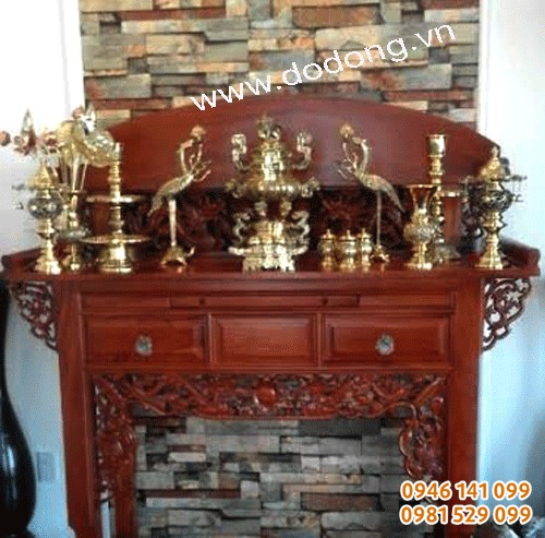 cách bày bộ lư đồng trên bàn thờ