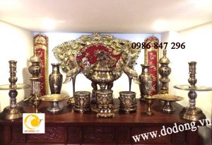 Bộ đồ thờ đồng cao cấp thờ gia tiên khảm vàng bạc