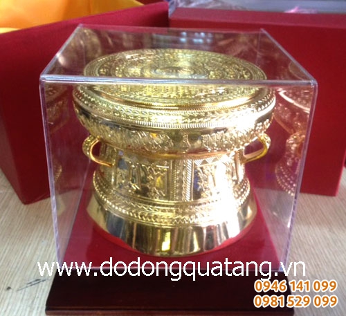 Trống đồng mạ vàng quà tặng vip