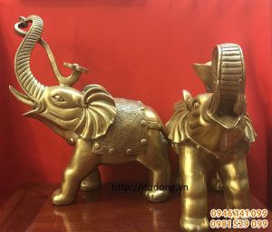 Đôi voi phong thủy bằng đồng 30cm bày phòng khách gia đình