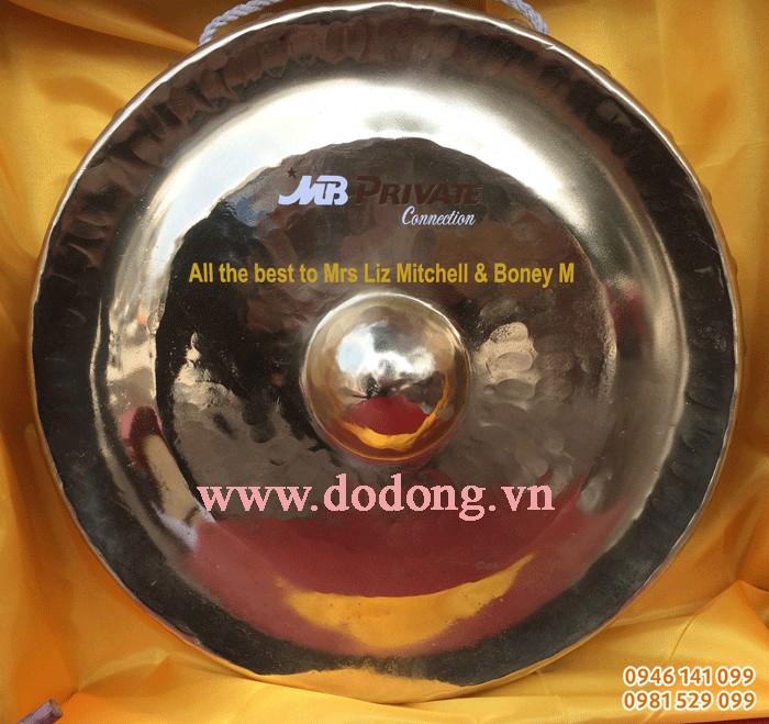 Qùa tặng chiêng đồng, khắc logo lời quà tặng