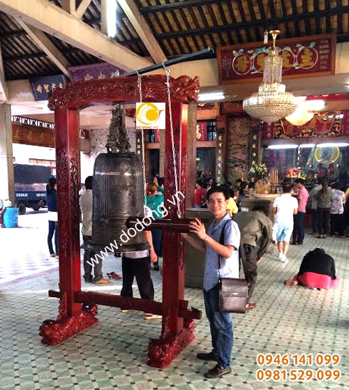 chuông đồng cúng dường