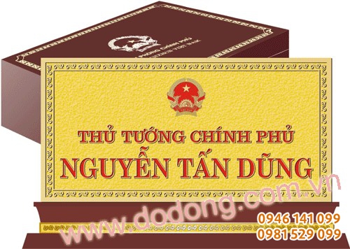 Biển để bàn Thủ tướng