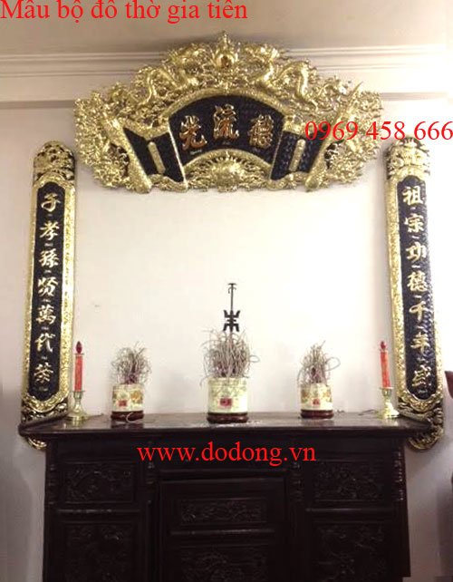 Bộ cuốn thư câu đối 155cm: câu đối dài 155cm, rộng 26cm chữ hán nôm dịch tiếng việt, cuốn thư cao 76cm, rộng 115cm 3 chữ Đức lưu quang dịch Việt.