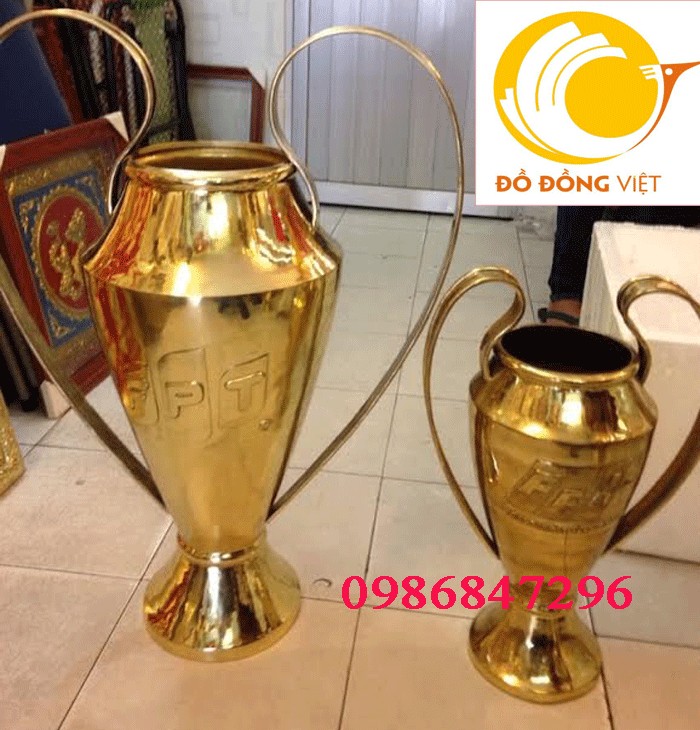Cúp fpt đồng mạ vàng các kích thước theo yêu cầu