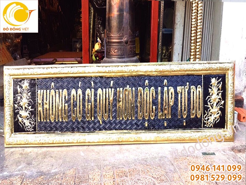 Đại tự đồng vàng thờ Bác hồ, nhà tưởng niệm Bác hồ đồng vàng 45x217cm