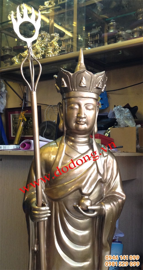 Tượng địa tặng vương bồ tát đồng đỏ đúc tinh xảo
