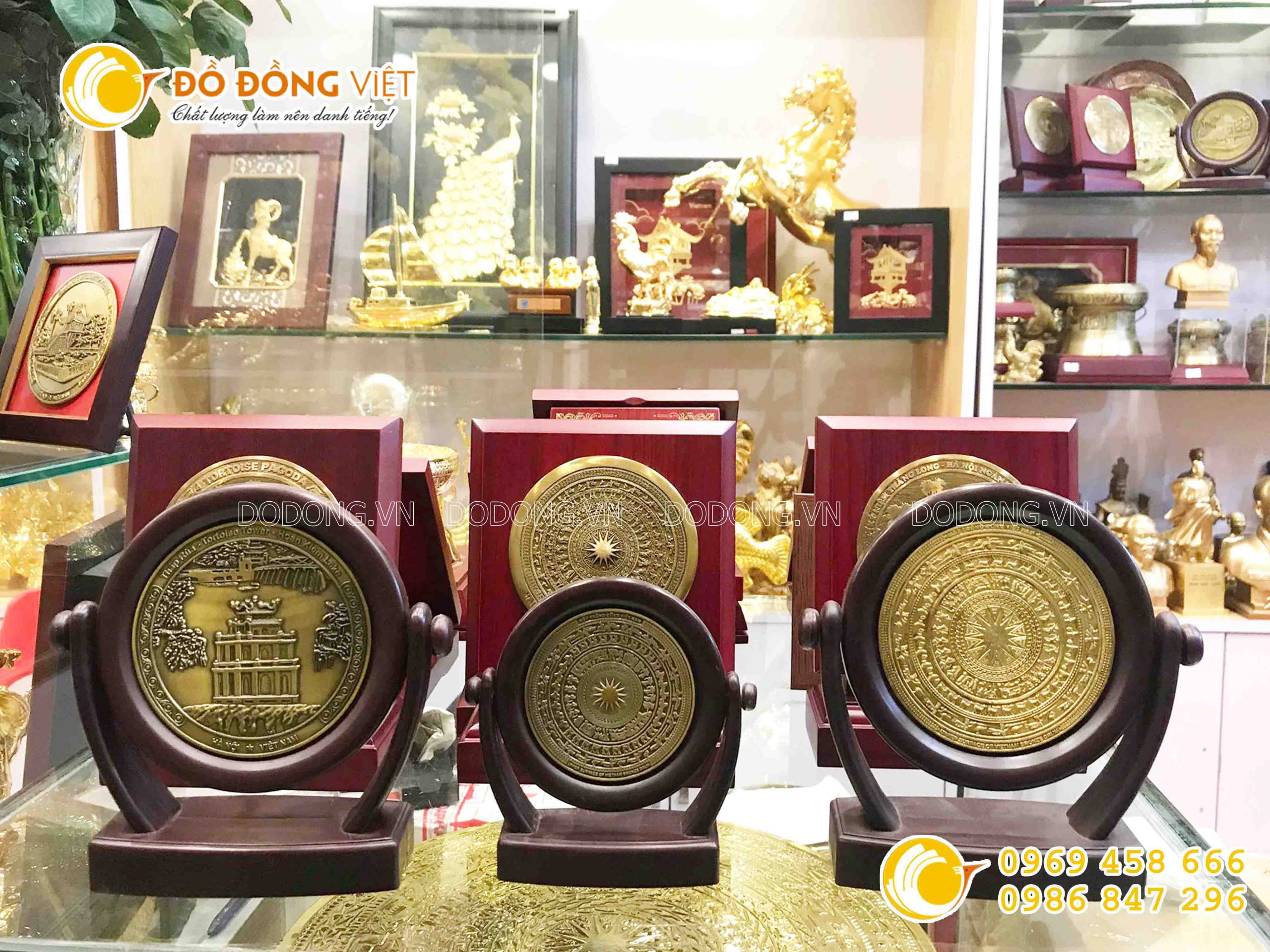 Đĩa đồng quà tặng mặt trống đồng Đông Sơn, đĩa quà tặng khắc Hồ Gươm