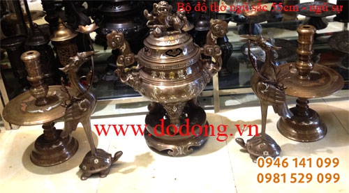Bộ đỉnh đồng gia tiên khảm vàng, bạc,đồng đep cao 55cm phù hợp bàn thờ 81x197cm