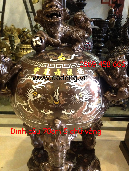 Qủa đỉnh đồng tam nghê trên lắp đồng ngũ sắc khảm 5 chữ vàng
