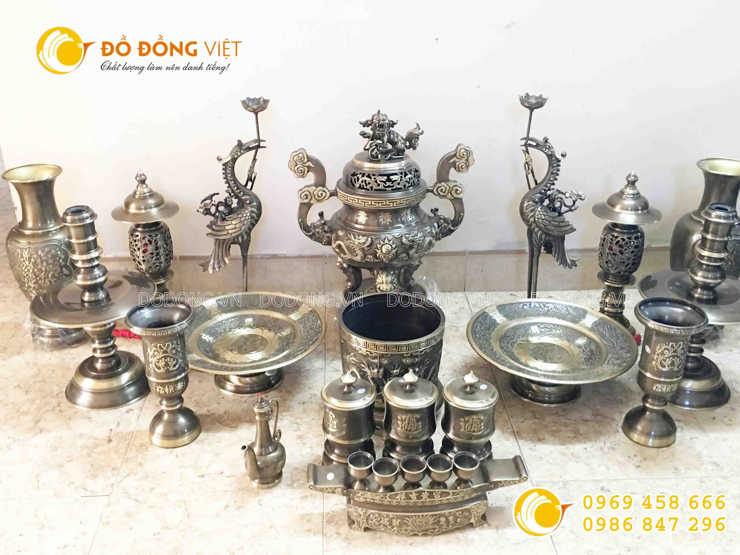 Báo giá bộ đỉnh đồng cỡ trung hun màu đầy đủ