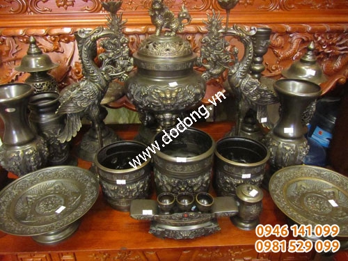 Thịnh lư gia tiên đồng hun đúc đồng đại phát công nghệ 3d cao cấp, phù hợp bàn thờ rộng 81xm, dài 1,79cm