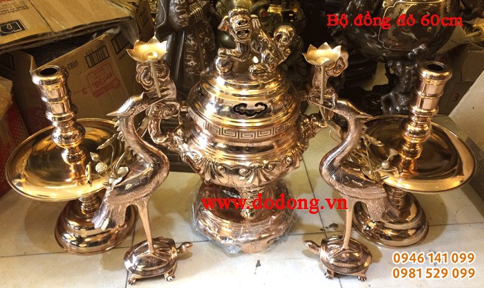đỉnh đồng đỏ đánh bóng