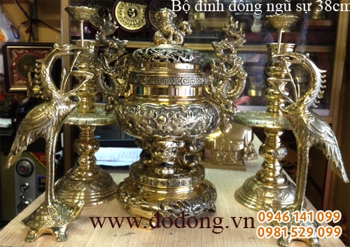 Bộ đỉnh đồng ngũ sự đồng vàng cao cấp phù hợp bàn thờ 61x127cm