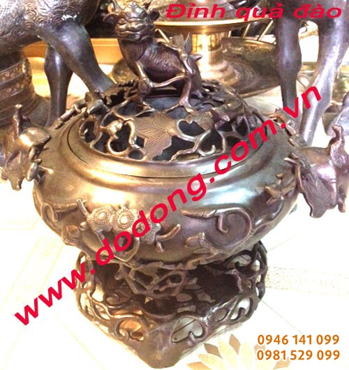 Đỉnh đồng nho sóc, đỉnh quả đào