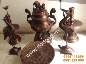 Cách chọn bộ đỉnh đồng hun màu cho bàn thờ đỉnh thờ