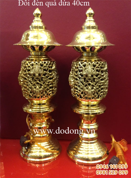 Đôi đèn thờ quả dứa cao 40cm, đúc hình dơi ngũ phúc