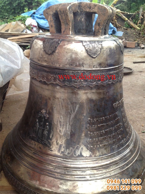Mẫu chuông đồng công giáo treo ở giáo đường ý nghĩa