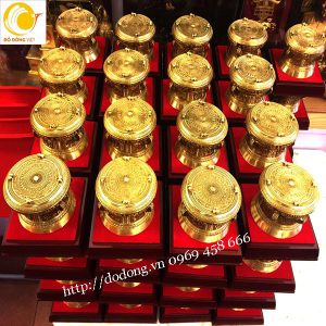 Xưởng đúc trống đồng dk 9cm làm quà lưu niệm độc đáo