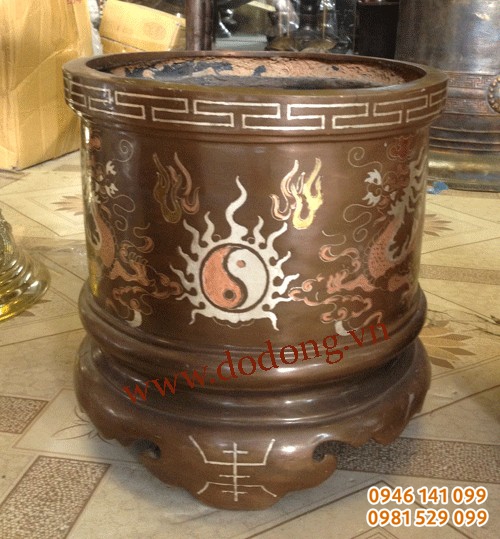 Bát hương đồng khảm bạc